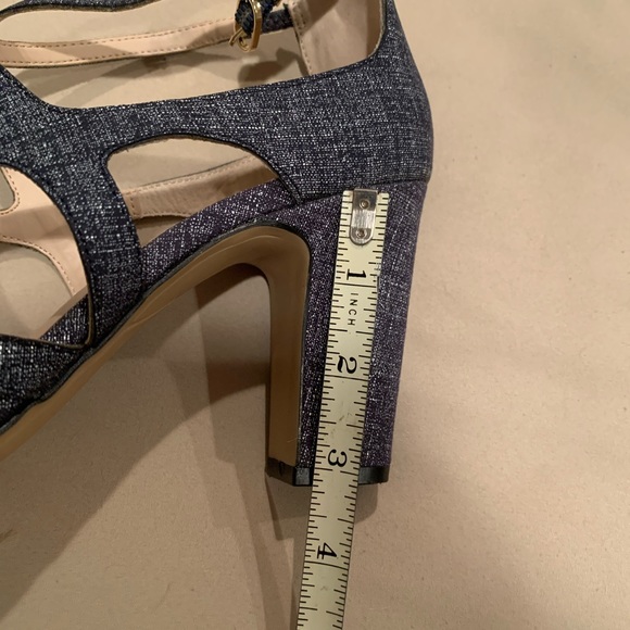 Kelley & Katie Selidia strappy 9.5 3” heels - Picture 6 of 12